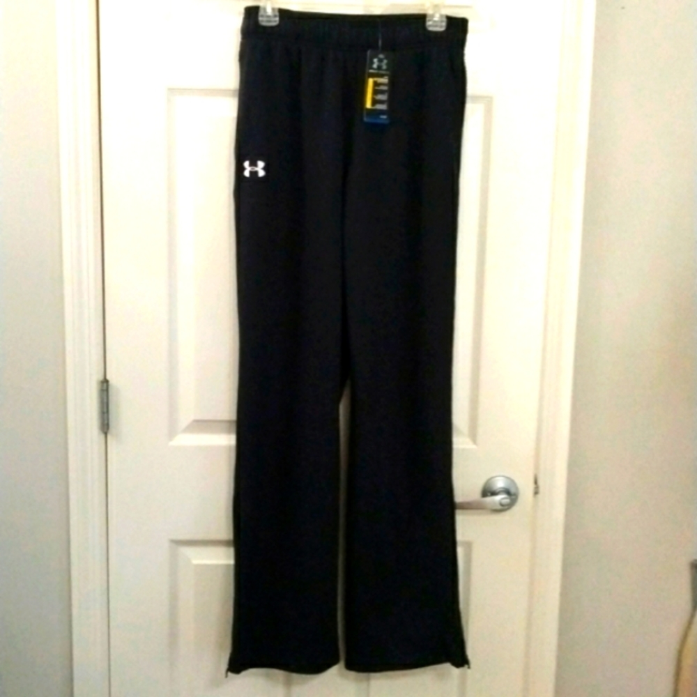 Under armor coldgear storm medium loose fit sweatpants